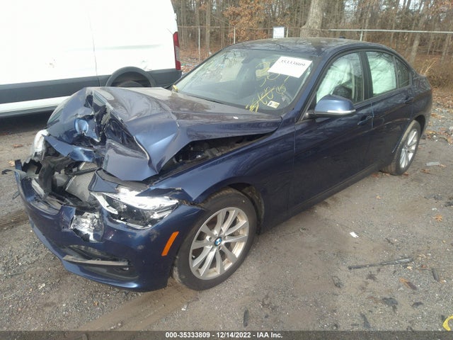 BMW 3 Series 320i Xdrive 2018 WBA8E5G57JNU46229 Image 2