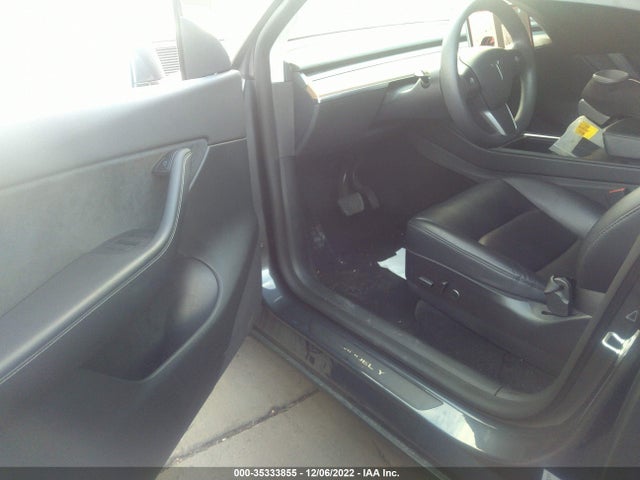 Tesla Model Y Long Range 2021 5YJYGDEE5MF269967 Image 5