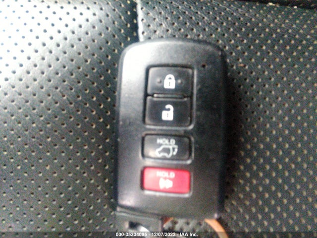 2016 Toyota Highlander, VIN: 5TDDCRFH2GS016122