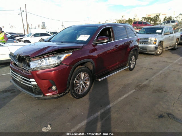 Toyota Highlander 2018 5TDKZRFH5JS261848 Image 2