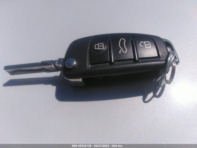 2014 Audi R8, VIN: WUAKNAFG4EN000343