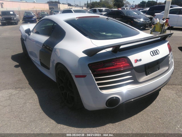 2014 Audi R8, VIN: WUAKNAFG4EN000343