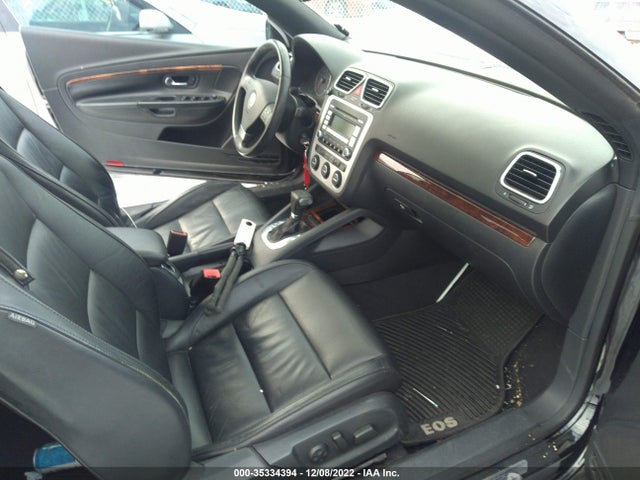 Volkswagen Eos Lux 2009 WVWFA71F09V017089 Image 6