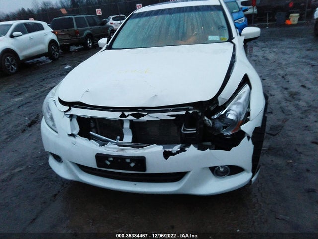2015 INFINITI Q40 VIN: JN1CV6AR6FM651250