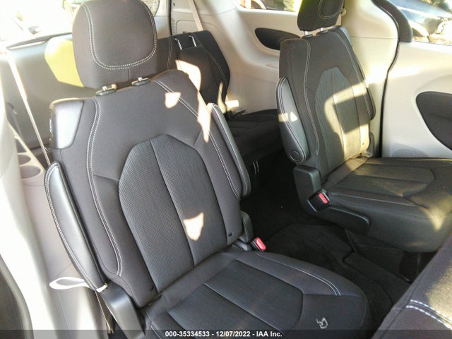 2C4RC1CG0NR159871 Chrysler Voyager Lx