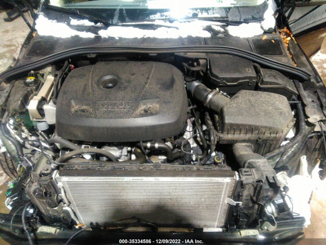 2017 Volvo S60, VIN: LYV402TM3HB148671