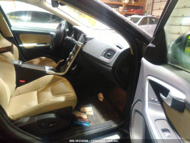 2017 Volvo S60, VIN: LYV402TM3HB148671