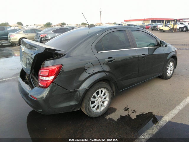 2018 Chevrolet Sonic, VIN: 1G1JD5SH2J4110317