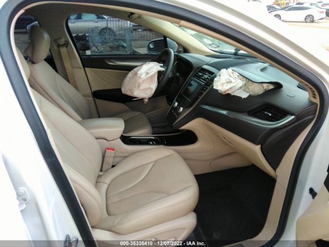 5LMCJ1C9XHUL52610 Lincoln Mkc Premiere
