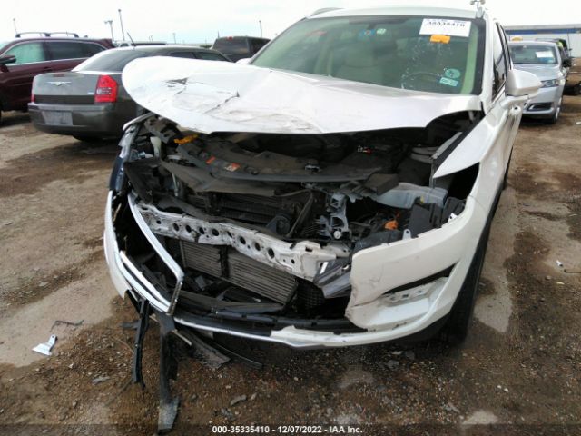 5LMCJ1C9XHUL52610 Lincoln Mkc Premiere