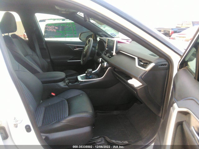 2019 Toyota RAV4, VIN: 2T3EWRFV1KW015715