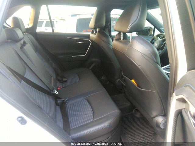 2019 Toyota RAV4, VIN: 2T3EWRFV1KW015715