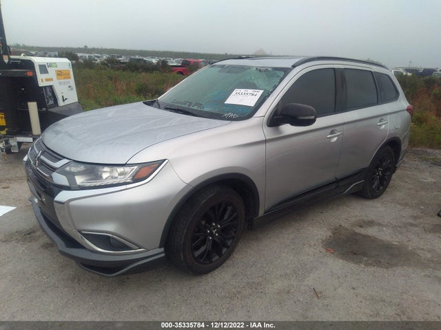 Mitsubishi Outlander 2018 JA4AD3A32JZ031146 Image 2