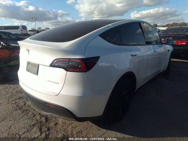 Tesla Model Y Long Range 2022 7SAYGDEE0NF453394 Image 4