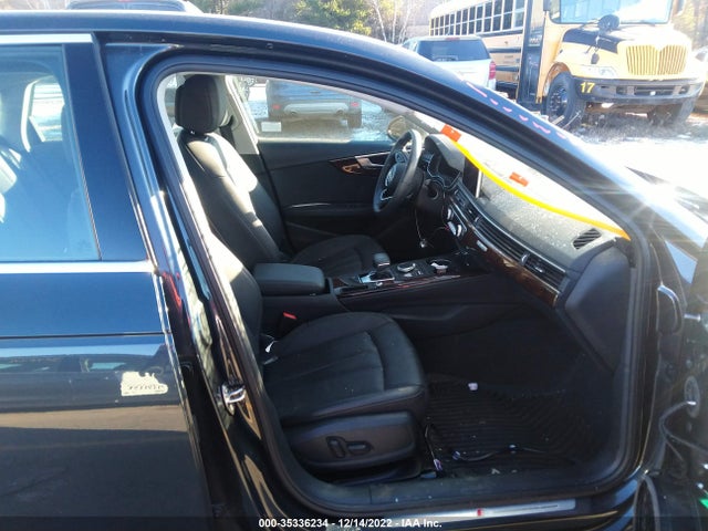 2019 Audi A4, VIN: WAUENAF44KA074359