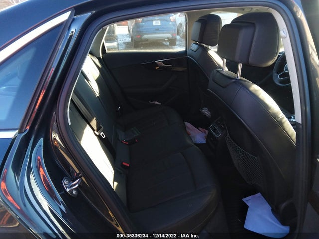 2019 Audi A4, VIN: WAUENAF44KA074359