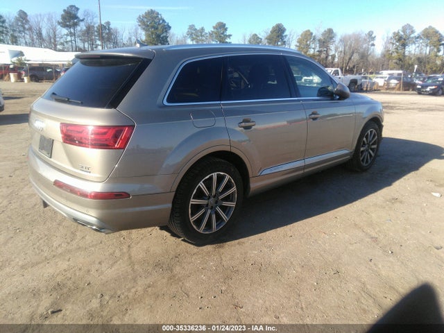 WA1VAAF72HD044433 Audi Q7 Prestige