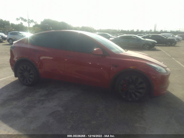 2022 7SAYGDEF2NF337722 main image