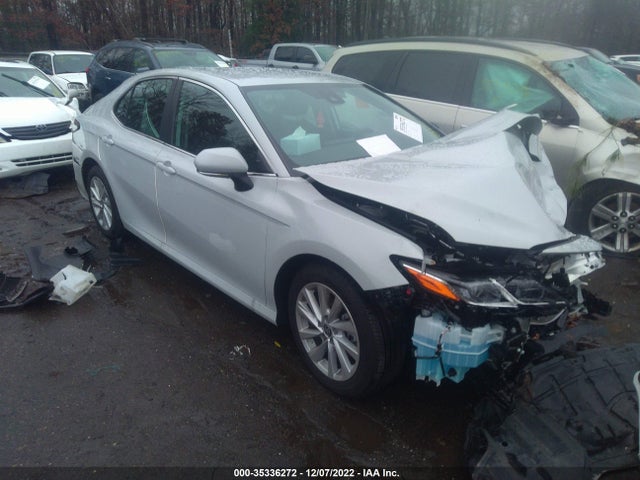 2022 4T1C11AK7NU074530 главное изображение