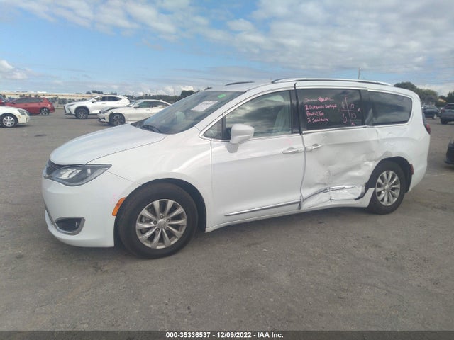Chrysler Pacifica Touring L 2019 2C4RC1BG7KR539433 Image 2