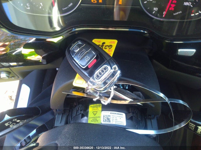 Audi A8 L 4.0t 2015 WAU32AFD2FN040841 Image 3