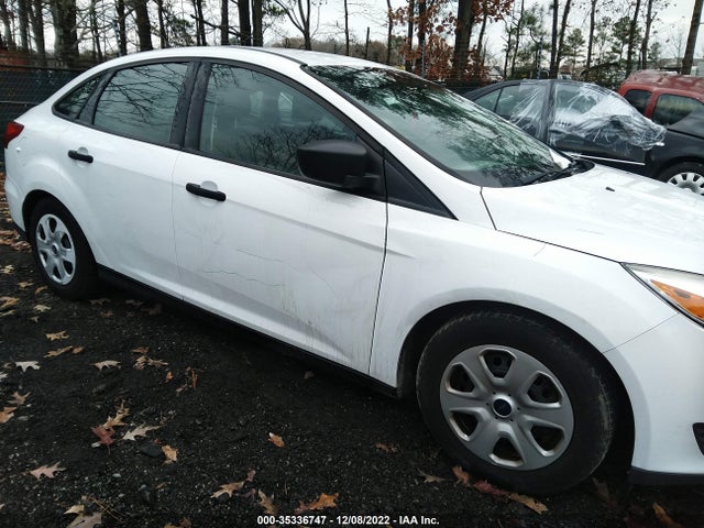2016 FORD FOCUS S VIN: 1FADP3E23GL390065