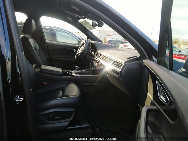 WA1LAAF78HD031239 Audi Q7 Premium Plus