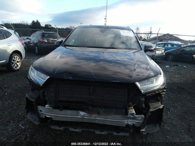 WA1LAAF78HD031239 Audi Q7 Premium Plus