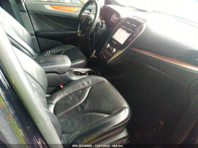 5LMCJ3C93JUL19255 Lincoln Mkc Reserve