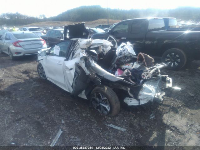 3KPF24AD9ME340662 KIA Forte Lxs