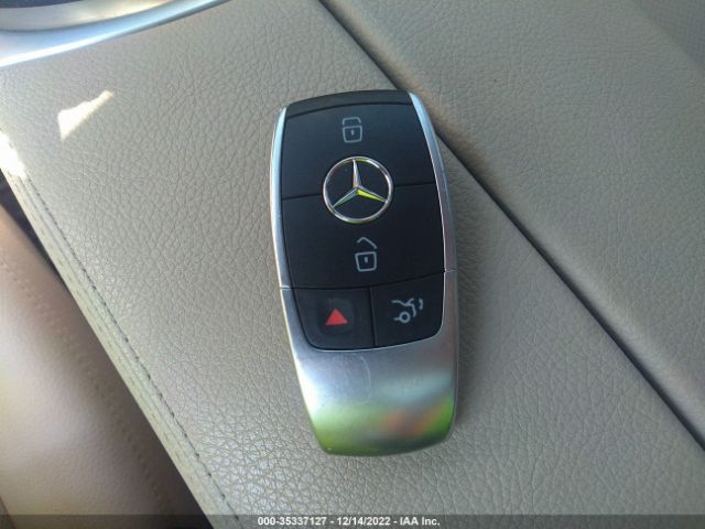 W1KWF8DB8LR590876 Mercedes-Benz C-class C 300