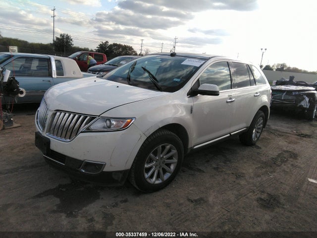 Lincoln MKX 2013 2LMDJ6JK1DBL10440 Image 2
