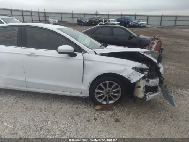 3FA6P0H73HR414687 Ford FUSION SE