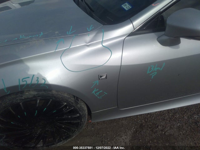 Lexus RC 350 2015 JTHHE5BC9F5008178 Image 4