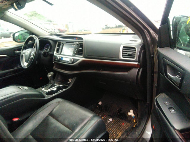 2016 Toyota Highlander, VIN: 5TDDKRFH0GS353200