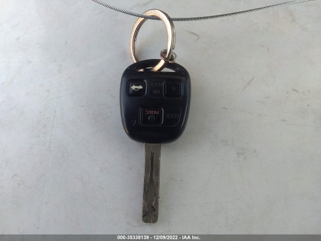 Lexus ES 330 2005 JTHBA30G855119928 Image 3