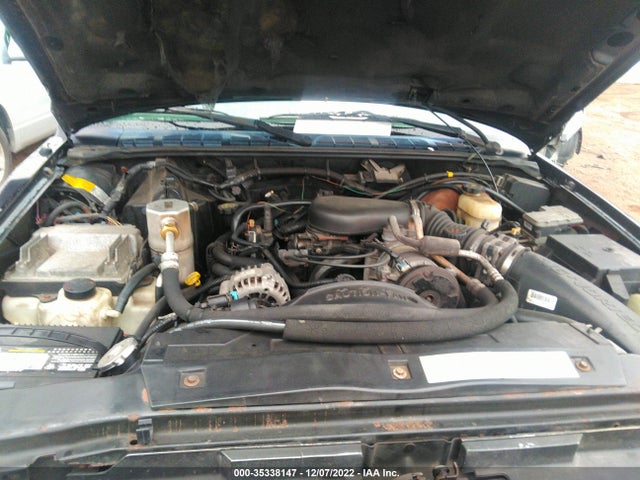 2001 CHEVROLET S-10 LS VIN: 1GCDT19W718158991