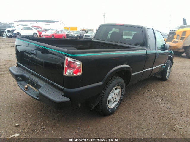 2001 CHEVROLET S-10 LS VIN: 1GCDT19W718158991