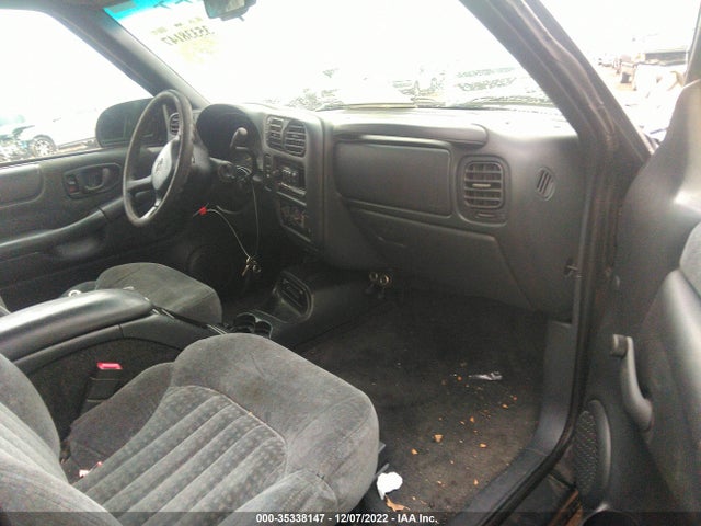 2001 CHEVROLET S-10 LS VIN: 1GCDT19W718158991