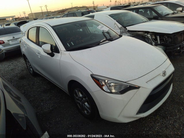 2018 Toyota Yaris, VIN: 3MYDLBYV9JY323721