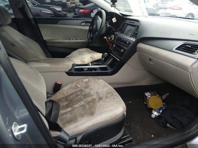 2016 HYUNDAI SONATA 2.4L SE VIN: 5NPE24AF3GH305287