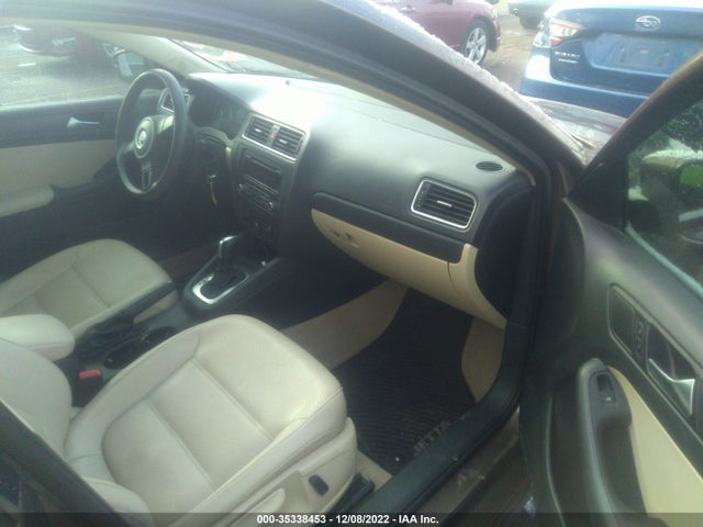 2014 VOLKSWAGEN JETTA SEDAN SE VIN: 3VWD07AJ6EM268036