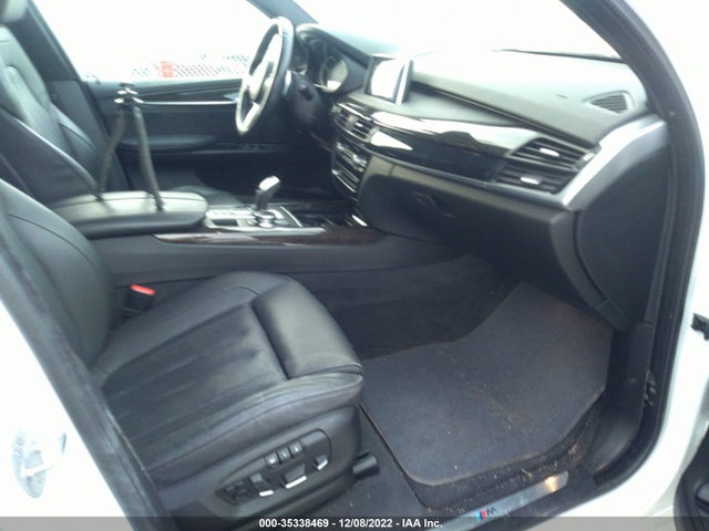 2018 BMW X5, VIN: 5UXKR0C56J0X93116