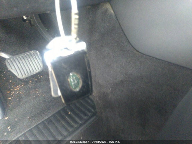 Land Rover Discovery Se 2020 SALRG2RV3L2428708 Image 3