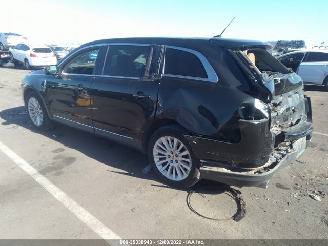 Lincoln MKT 2010 2LMHJ5FR0ABJ08721 Image 5