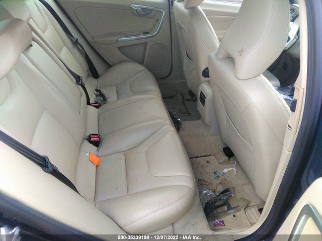 Volvo S60 T5 Drive-e Platinum 2015 YV140MFM1F2334449 Image 9