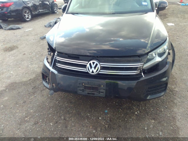 WVGAV7AX7HK020638 Volkswagen TIGUAN