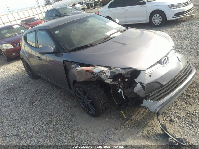 2016 Hyundai Veloster, VIN: KMHTC6AD2GU288305