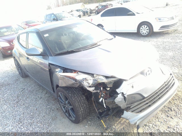 2016 Hyundai Veloster, VIN: KMHTC6AD2GU288305