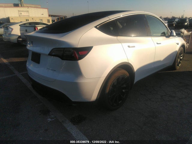 Tesla Model Y Long Range 2021 5YJYGDEEXMF188852 Image 5